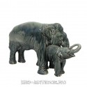 «Слониха со слонёнком»